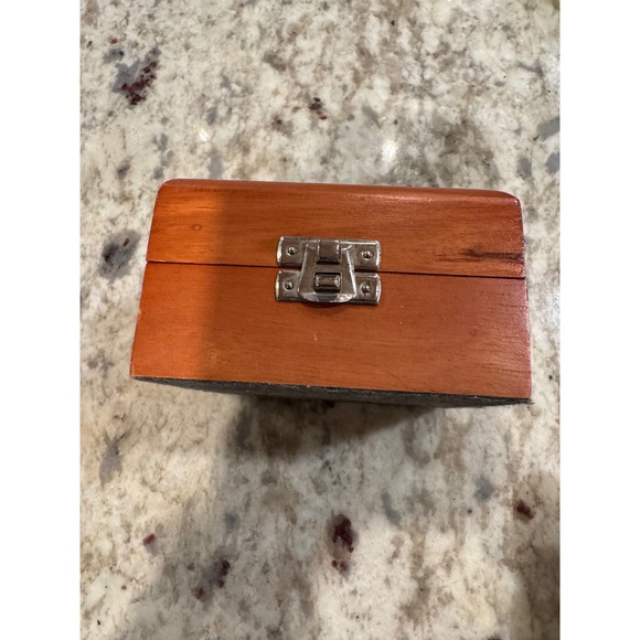 Smith Wesson Wooden Keepsake Box Jewelry Storage Display Case Engraved Logo - Picture 7 of 10